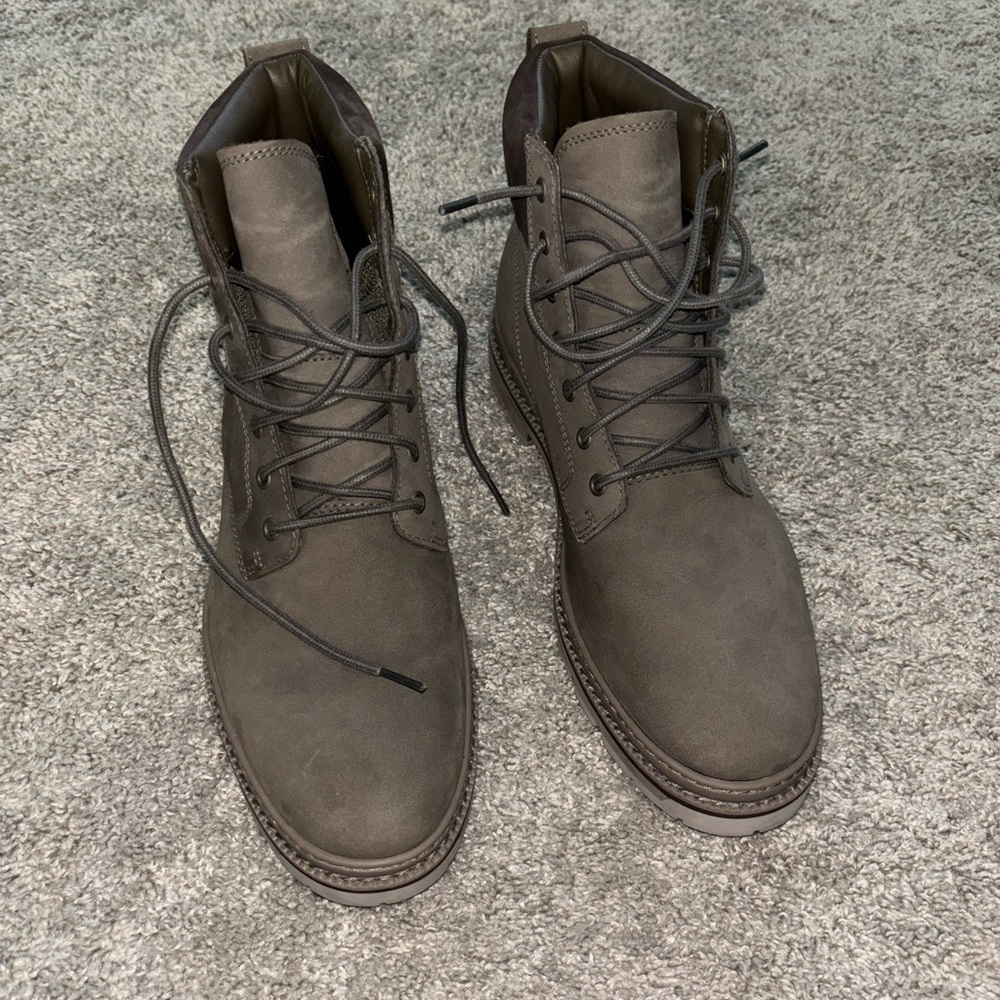 Grey mens timberland boots